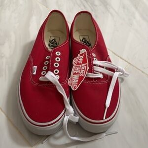 NWT Red Vans sneakers - Men’s size 10.5